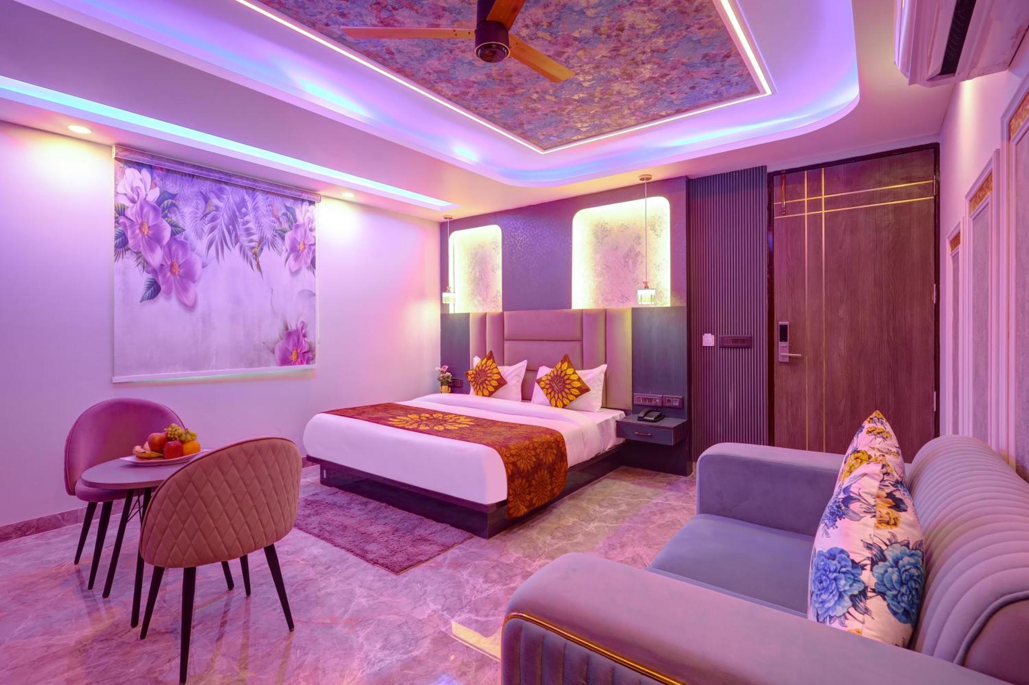 Hotel Armani Suites By Smart Group Ню Делхи Екстериор снимка
